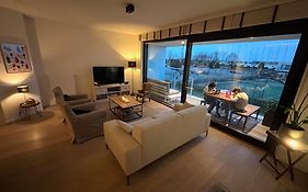 Ruim en modern appartement ideaal gelegen tussen zee en jachthaven